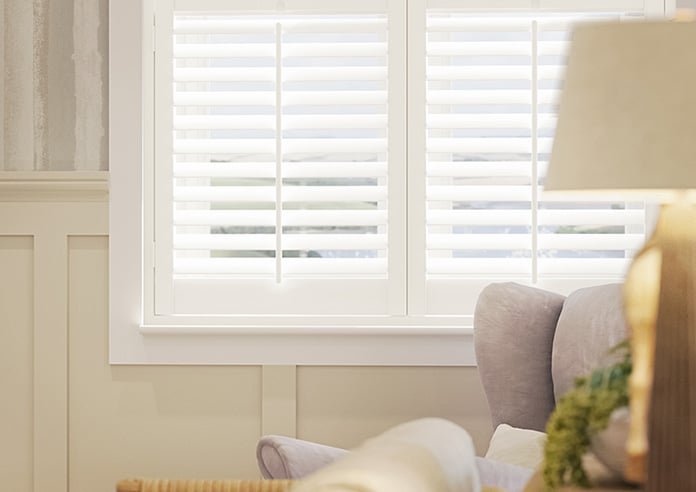 Bromley, Porcelain White - Cafe Style Plantation Shutter - Image 5